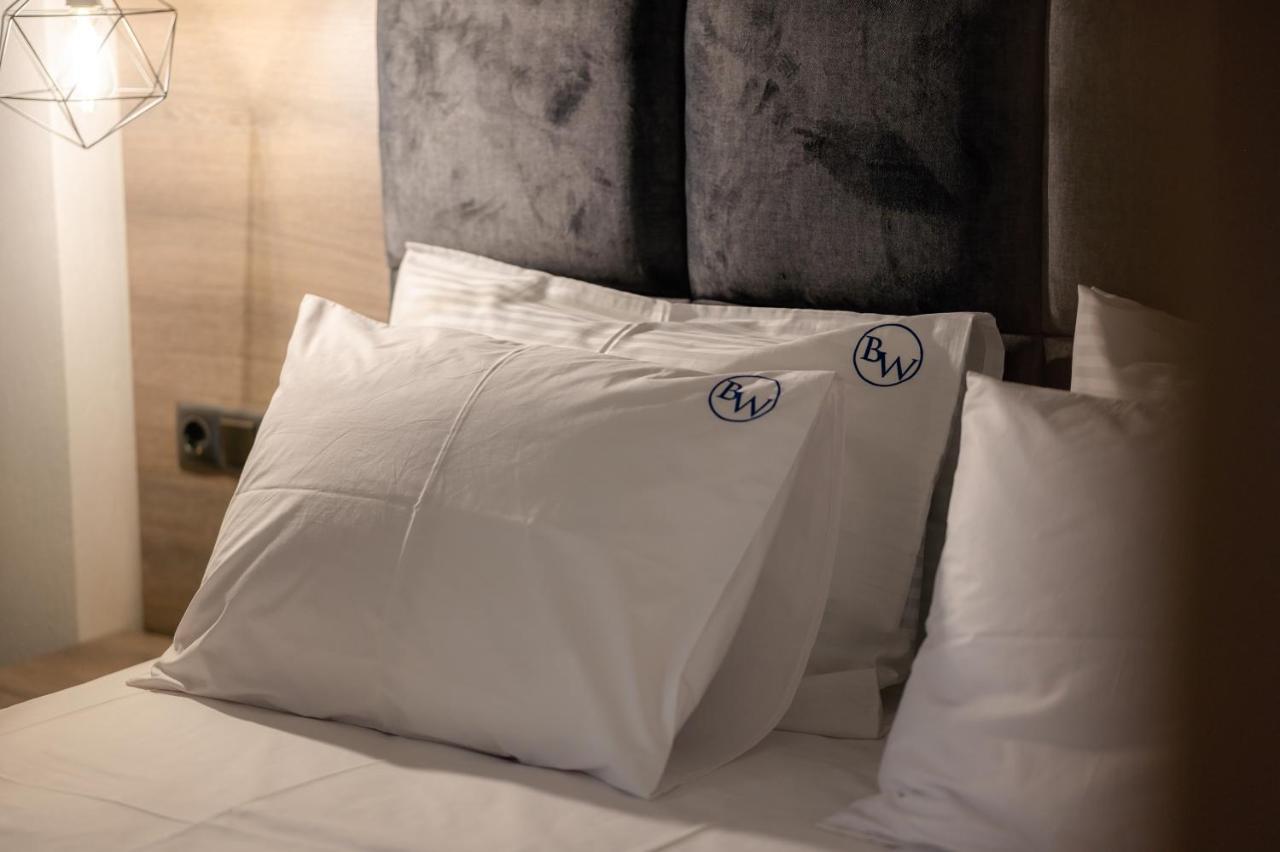 Nea Iraklitsa Blue Wave Luxury Suites מראה חיצוני תמונה